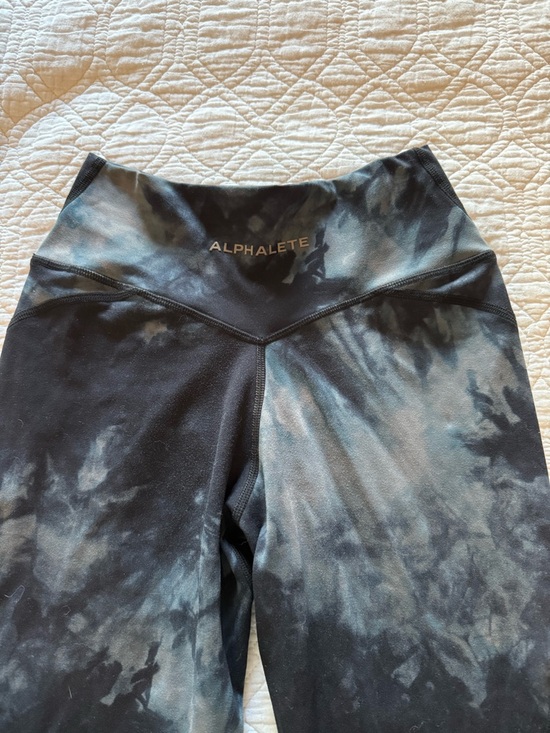 Alphalete Pants - Alphalete Alphalux Diamond Dye Leggings